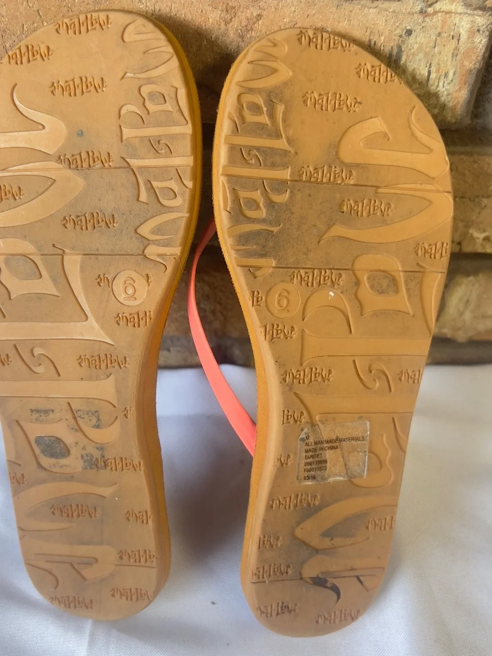 Coral Strap Women's Flip-Flop Sandals